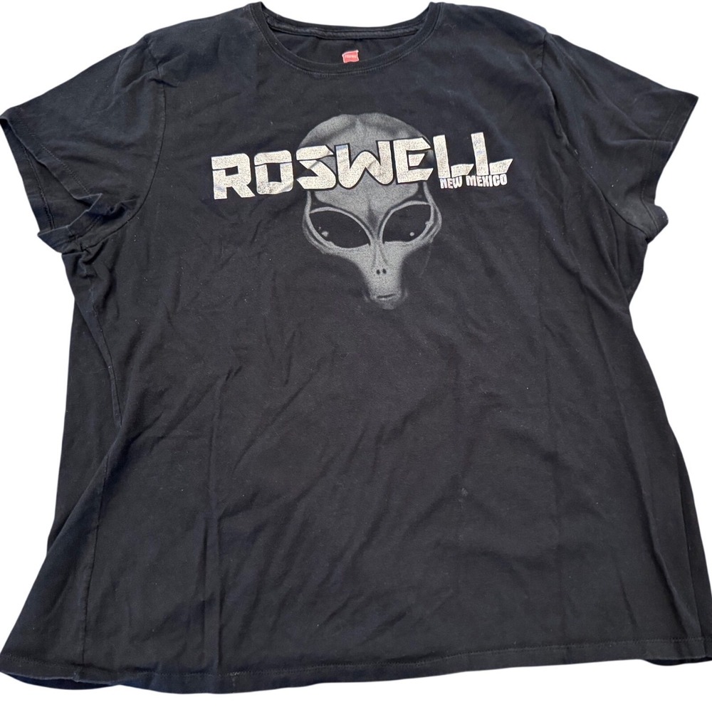 Hanes Nano-T Roswell New Mexico Alien Graphic Tee Black 2XL Short Sleeve Shirt